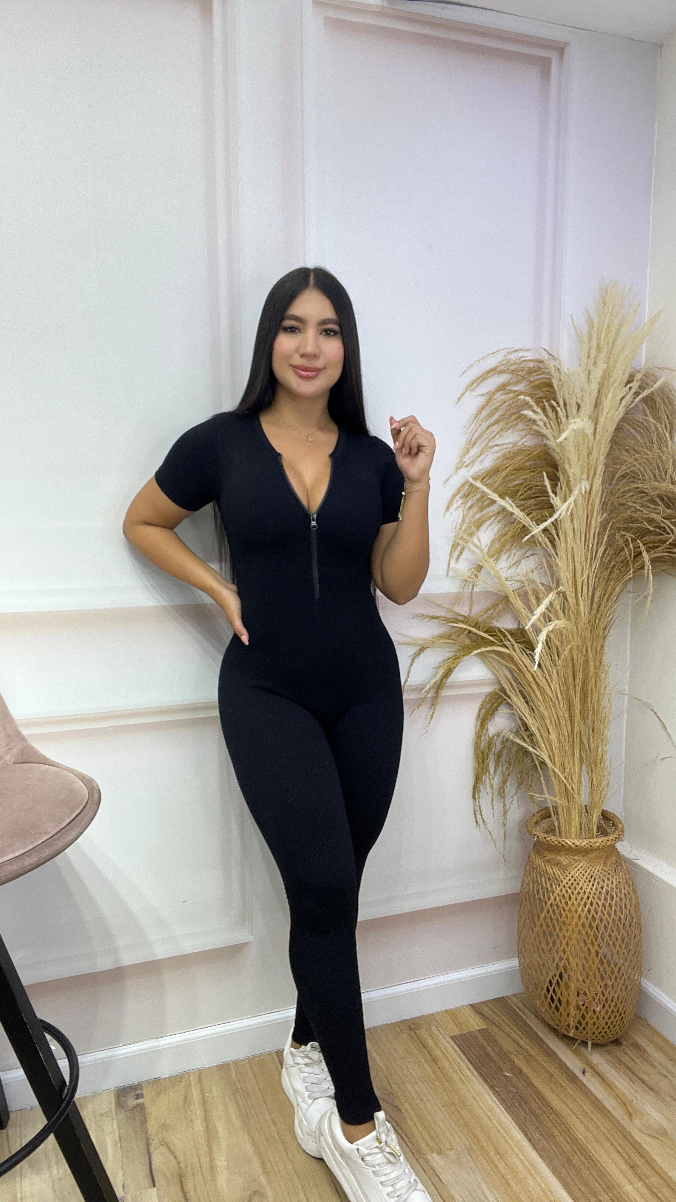 ENTERIZO AMERICANO CON CIERRE